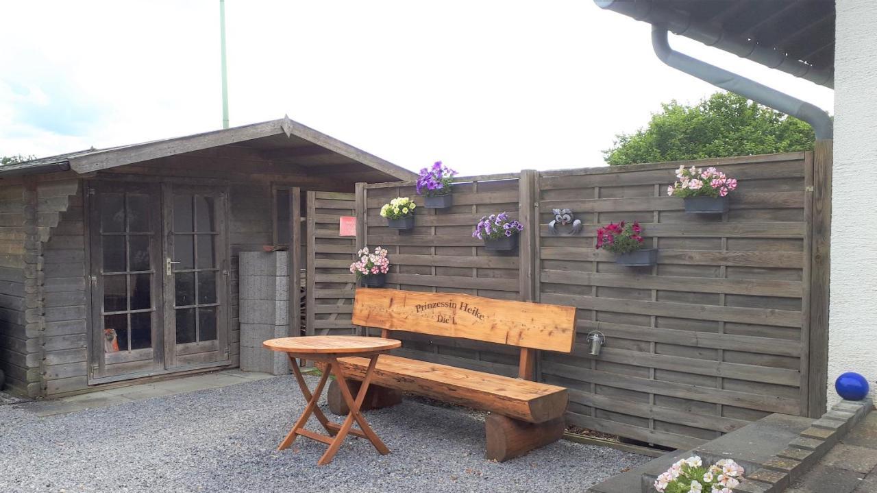 Ferienwohnung "In De Uehl" Hürtgenwald Buitenkant foto