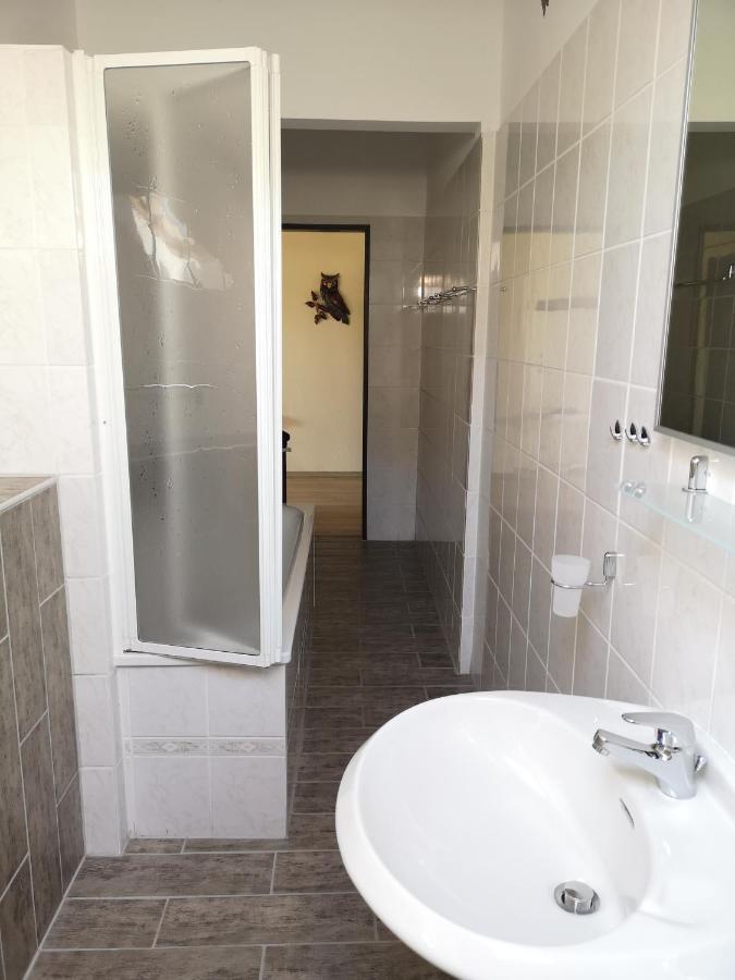 Ferienwohnung "In De Uehl" Hürtgenwald Buitenkant foto